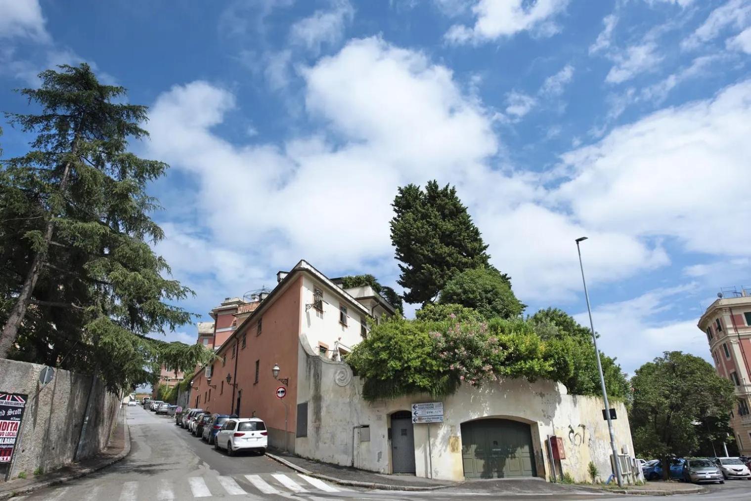 Montallegro 32m Free Parking Genova
